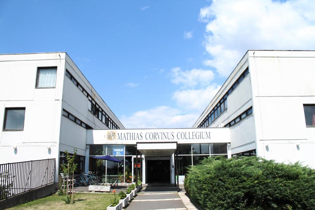 Mathias Hostel Budapest Exterior photo