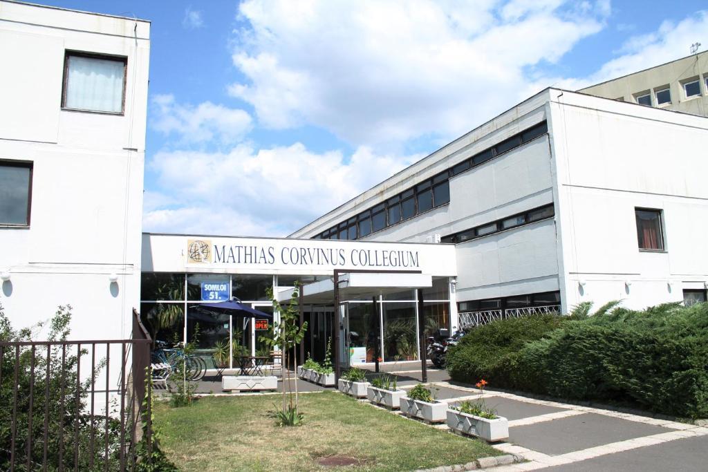 Mathias Hostel Budapest Exterior photo