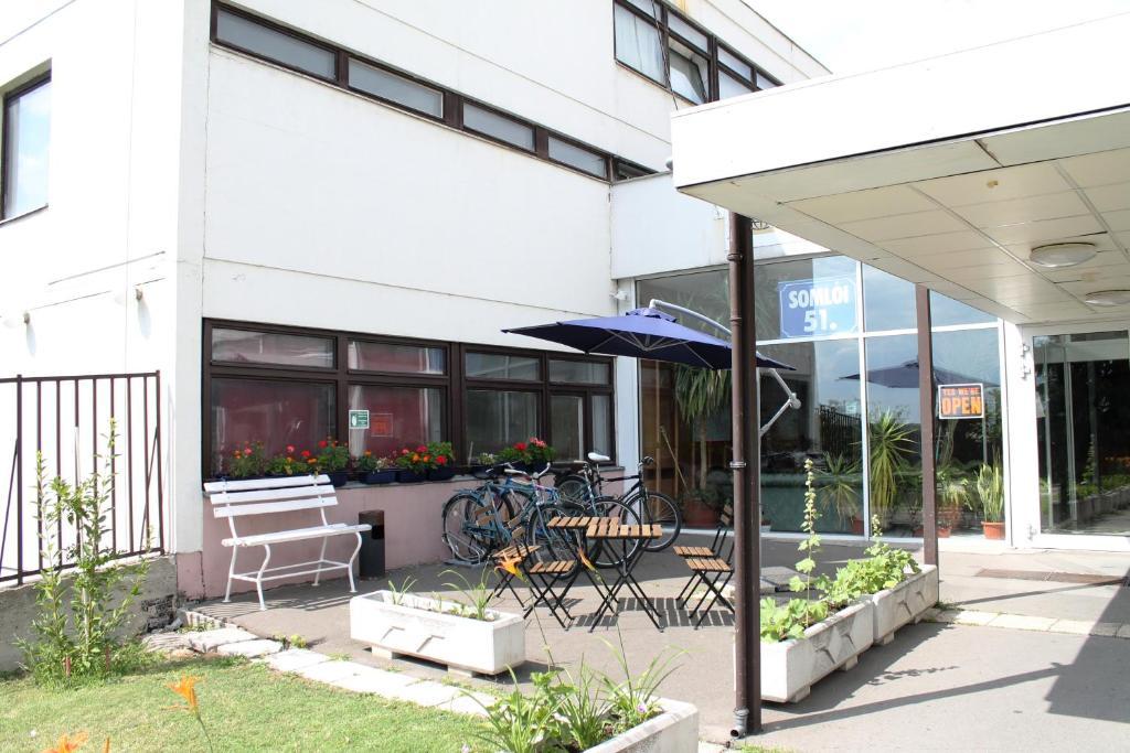 Mathias Hostel Budapest Exterior photo