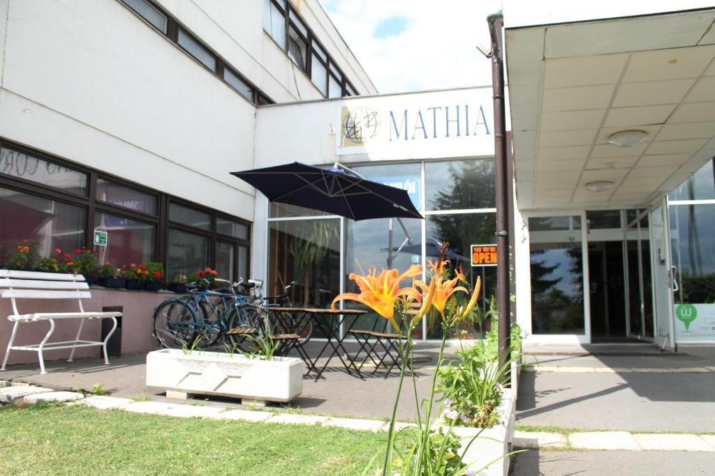 Mathias Hostel Budapest Exterior photo