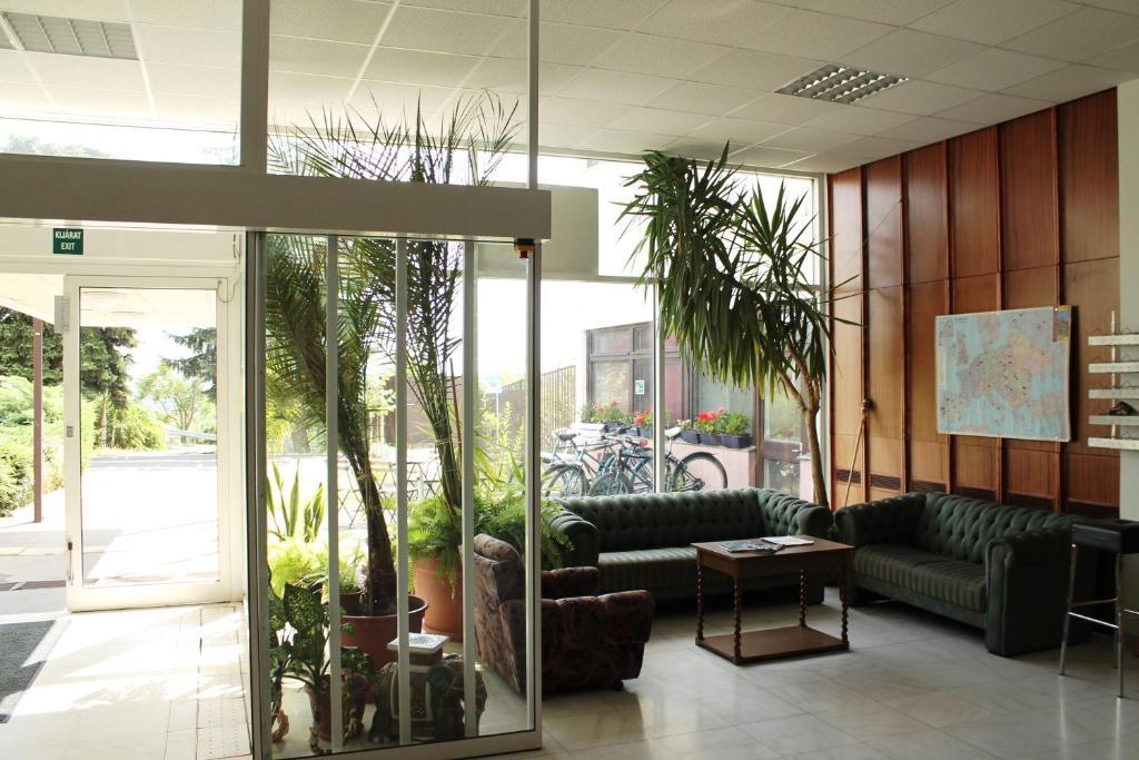 Mathias Hostel Budapest Exterior photo